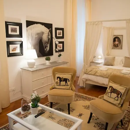 St Paul House Boutique & Apartment-3